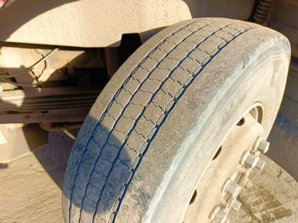 2008 Ford Cargo, красный, 900000 рублей - вид 10
