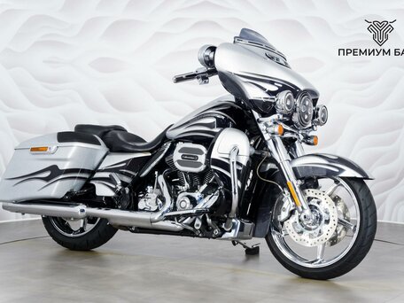 2014 Harley-Davidson CVO Street Glide, серебристый, 1599000 рублей, вид 5