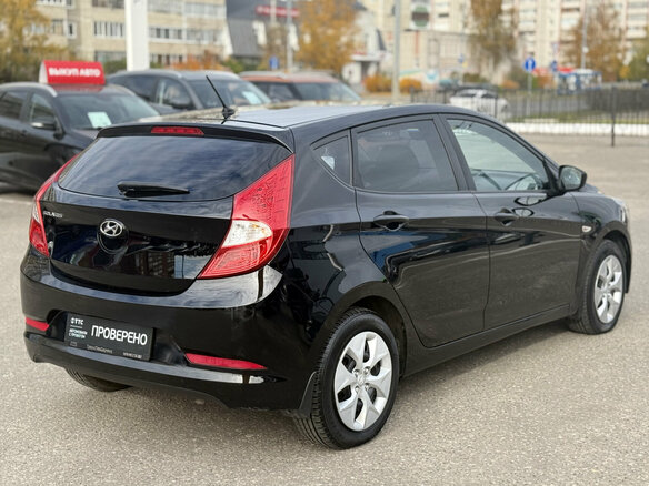 2016 Hyundai Solaris I Рестайлинг, чёрный, 870000 рублей - вид 4