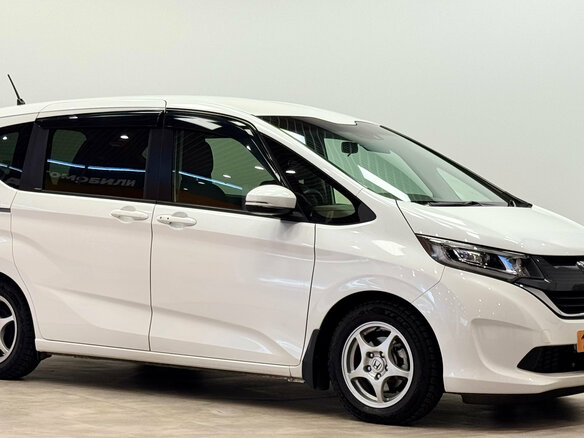 2019 Honda Freed II, белый, 1610000 рублей - вид 5