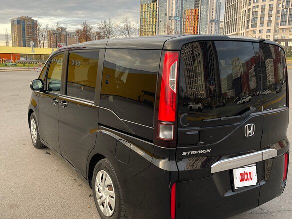 2020 Honda Stepwgn V Рестайлинг, чёрный, 2299000 рублей - вид 8
