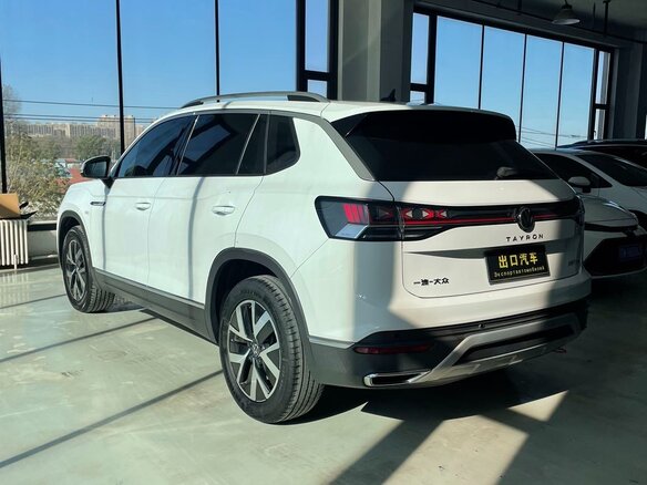 2022 Volkswagen Tayron I Рестайлинг, белый, 2442000 рублей - вид 9