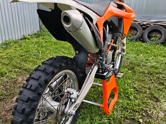 2011 KTM 250 SX F, оранжевый, 300000 рублей - вид 2