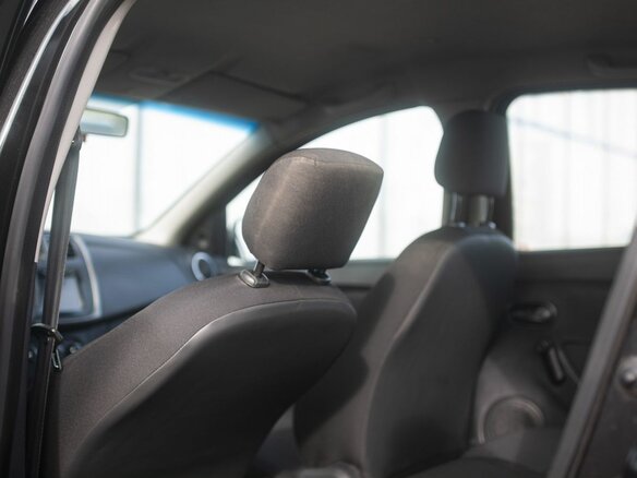 2014 Renault Logan II, чёрный, 570000 рублей - вид 11