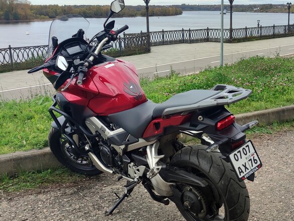 2017 Honda VFR 800X (Crossrunner), красный, 1234567 рублей - вид 19