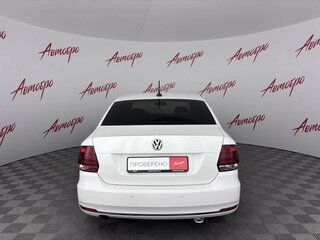 2018 Volkswagen Polo V Рестайлинг, белый, 985000 рублей, вид 4