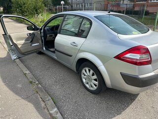 2006 Renault Megane II Рестайлинг, серый, 420000 рублей, вид 2