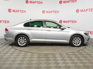 2020 Volkswagen Passat B8 Рестайлинг, серебристый, 2123000 рублей, вид 4