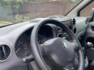 2010 Peugeot Partner II, чёрный, 580000 рублей, вид 5