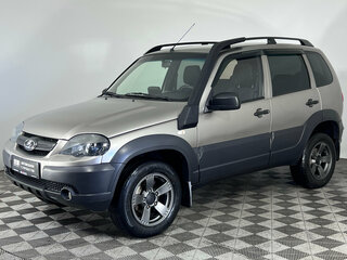 2020 Lada (ВАЗ) Niva, серый, 880000 рублей, вид 1