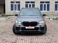 2018 BMW X5 50i IV (G05/G18), чёрный, 4700000 рублей - вид 3