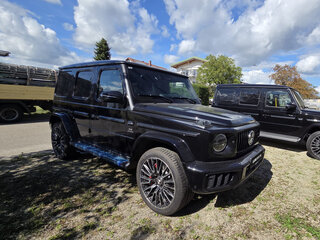 2026 Mercedes-Benz G-Класс AMG 63 AMG II (W465) Рестайлинг, чёрный, 32100000 рублей, вид 3