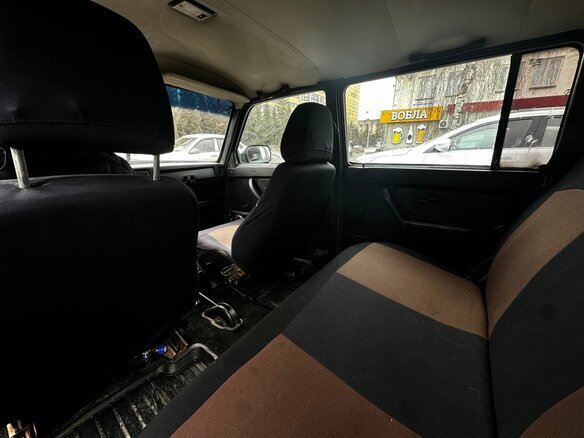 2017 Lada (ВАЗ) 2131 (4x4) Urban I, серебристый, 362000 рублей - вид 12