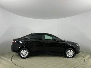 2024 Lada (ВАЗ) Vesta I Рестайлинг (NG), чёрный, 1259000 рублей, вид 4