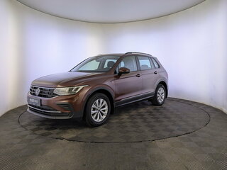 2021 Volkswagen Tiguan II Рестайлинг, коричневый, 2550000 рублей, вид 1