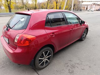 2008 Toyota Auris I, красный, 650000 рублей, вид 4