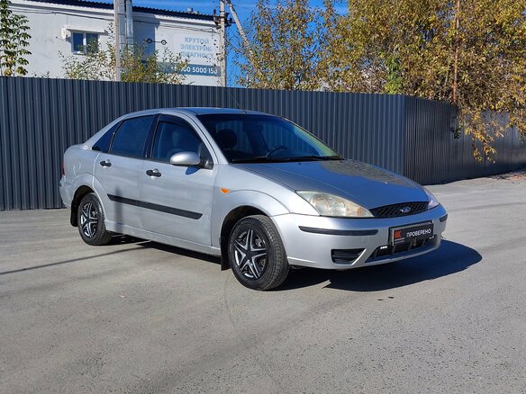 2004 Ford Focus I Рестайлинг, серебристый, 259000 рублей - вид 2