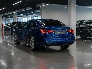 2019 Infiniti Q50 I Рестайлинг, синий, 2380000 рублей, вид 4