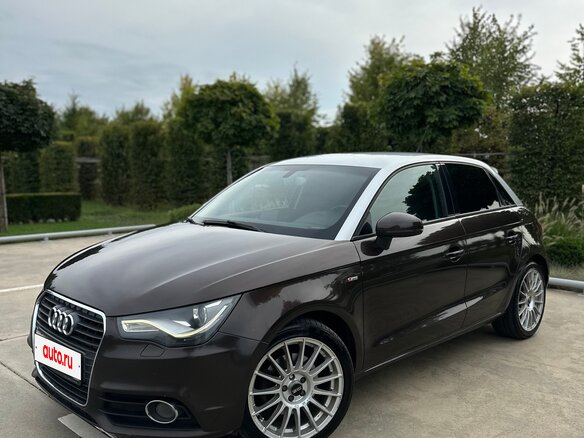 2012 Audi A1 I (8X), коричневый, 990000 рублей