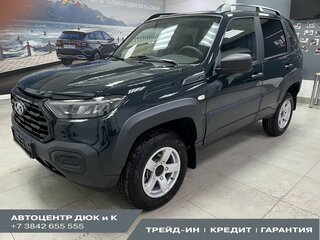 2026 Lada (ВАЗ) Niva Travel I Рестайлинг, зелёный, 1631900 рублей, вид 2