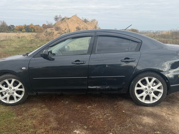 2005 Mazda 3 I (BK), чёрный, 300000 рублей - вид 6