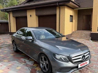 2016 Mercedes-Benz E-Класс 400 V (W213, S213, C238), серый, 3700000 рублей, вид 1