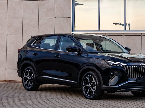 2025 Dongfeng Huge, чёрный - вид 6