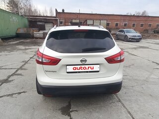 2014 Nissan Qashqai II, белый, 1595000 рублей, вид 3