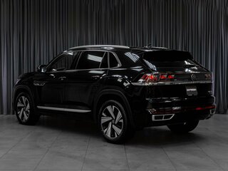 2022 Volkswagen Teramont X I, чёрный, 5299000 рублей, вид 2