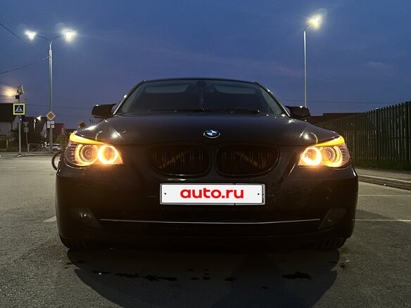 2008 BMW 5 серии 525i V (E60/E61) Рестайлинг, чёрный, 1300000 рублей - вид 14