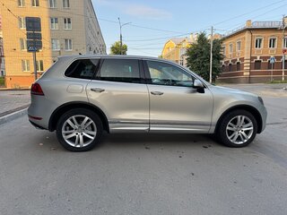2012 Volkswagen Touareg II, зелёный, 2190000 рублей, вид 4