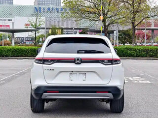 2023 Honda Vezel II, белый, 1810004 рублей, вид 5