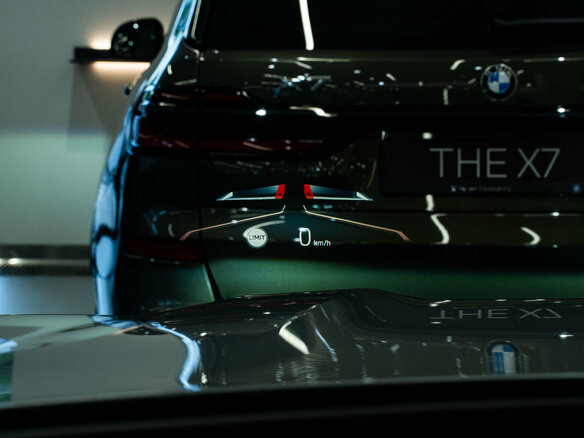 2025 BMW X7 40d I (G07) Рестайлинг, серый - вид 10