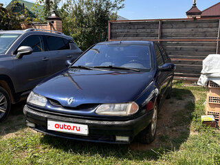 1998 Renault Laguna I, синий, 240000 рублей, вид 2