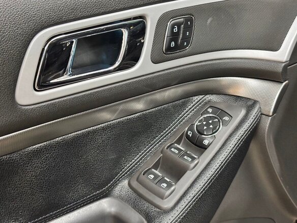 2014 Ford Explorer Sport V, чёрный, 1500000 рублей - вид 13