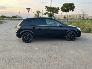 2007 Opel Astra H Рестайлинг, чёрный, 310000 рублей, вид 3