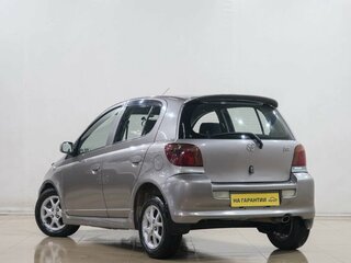 2001 Toyota Vitz I (P10), серый, 399000 рублей, вид 4