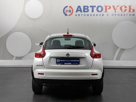 2013 Nissan Juke I, белый, 818000 рублей, вид 4