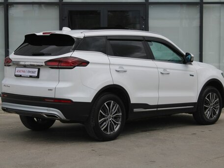 2024 Geely Atlas Pro, белый, 2040000 рублей, вид 5