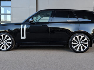 2024 Land Rover Range Rover P530 MHEV V, чёрный, 19990000 рублей, вид 2