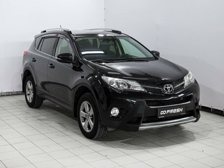 Toyota RAV4 IV (XA40)