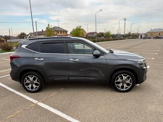 2020 Kia Seltos I, серый, 1800000 рублей, вид 3