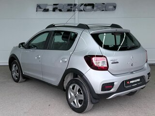 2016 Renault Sandero Stepway II, серый, 849000 рублей, вид 2