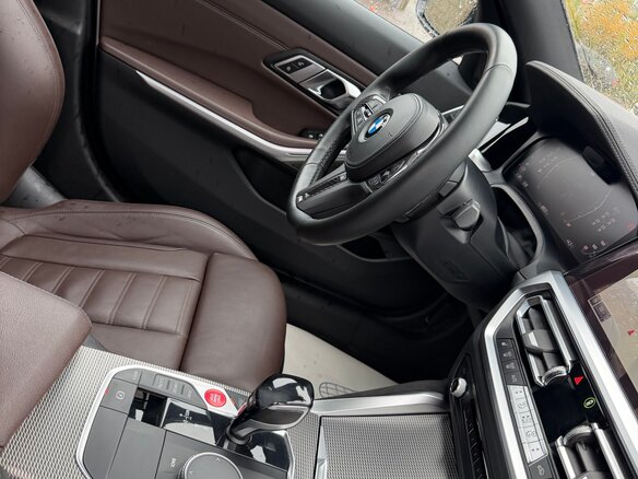 2019 BMW 3 серии 330i VII (G2x), белый, 3850000 рублей - вид 10