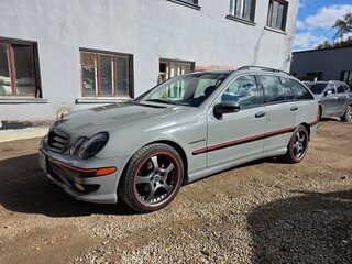 2002 Mercedes-Benz C-Класс 180 II (W203), серый, 850000 рублей, вид 1
