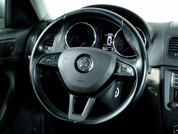 2015 Skoda Yeti I Рестайлинг, серебристый - вид 15