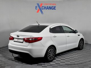 2014 Kia Rio 4-speed III, белый, 799000 рублей, вид 5