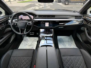 2026 Audi A8 Long 50 TDI IV (D5) Рестайлинг, чёрный, 27999000 рублей, вид 4