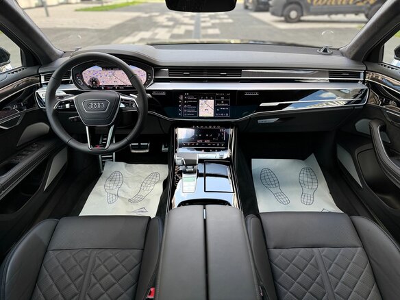 2026 Audi A8 Long 50 TDI IV (D5) Рестайлинг, чёрный, 27999000 рублей - вид 3