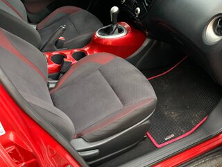 2011 Nissan Juke I, красный, 950000 рублей, вид 4